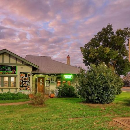Forest Lodge Motor Inn & Restaurant Dubbo Luaran gambar