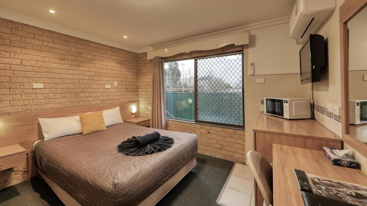 Forest Lodge Motor Inn & Restaurant Dubbo Luaran gambar